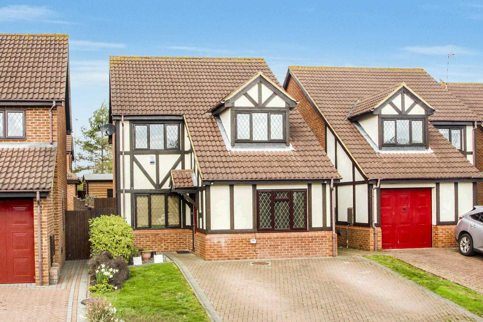 Paxton Crescent, Shenley Lodge, Milton Keynes